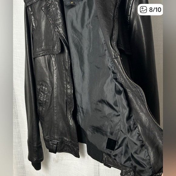 Y2K Black butter soft leather jacket, fitted,epaulette,moto,timeless,PTP 17” S/M - Picture 10 of 10